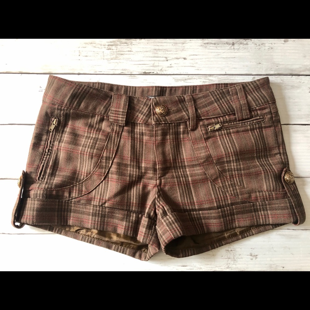 •SOLD• Brown plaid shorts - size S